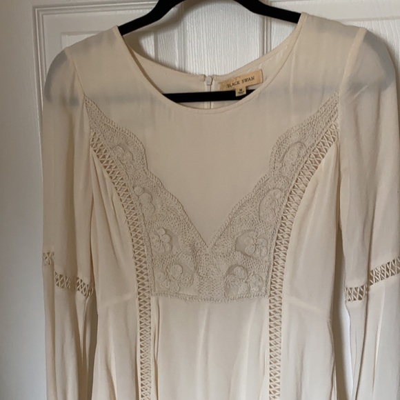 Black Swan off white boho dress - Picture 2 of 6